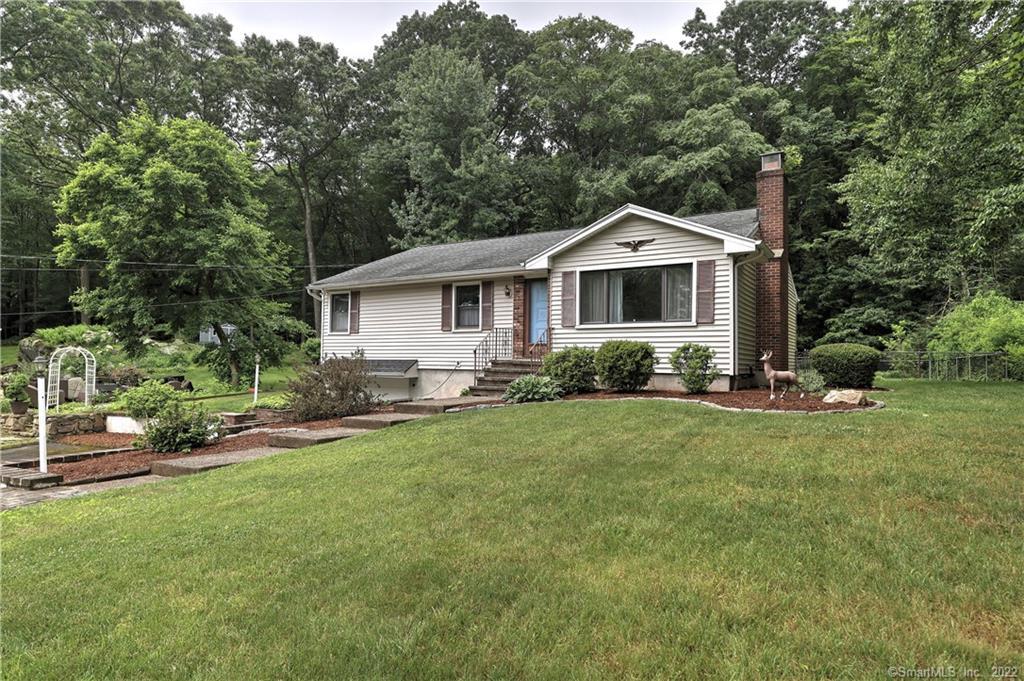 113 Old Dike Road — exterior photo