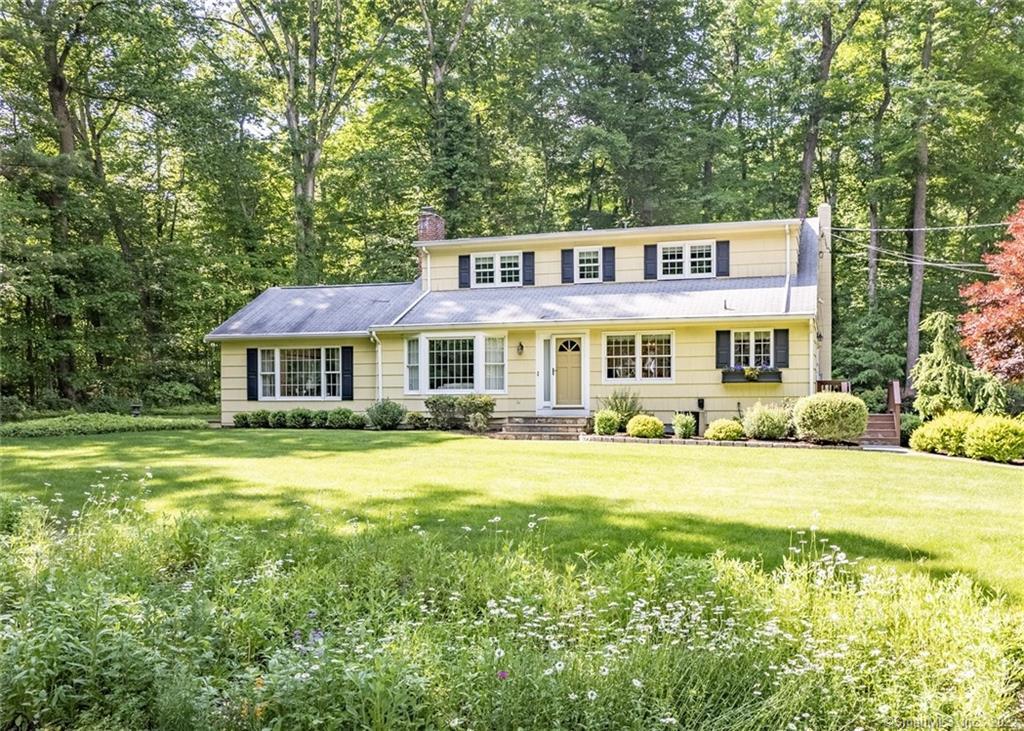 85 Mcfadden Drive — exterior photo