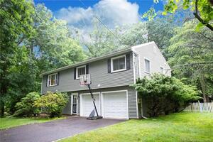 22 Oakhill Avenue