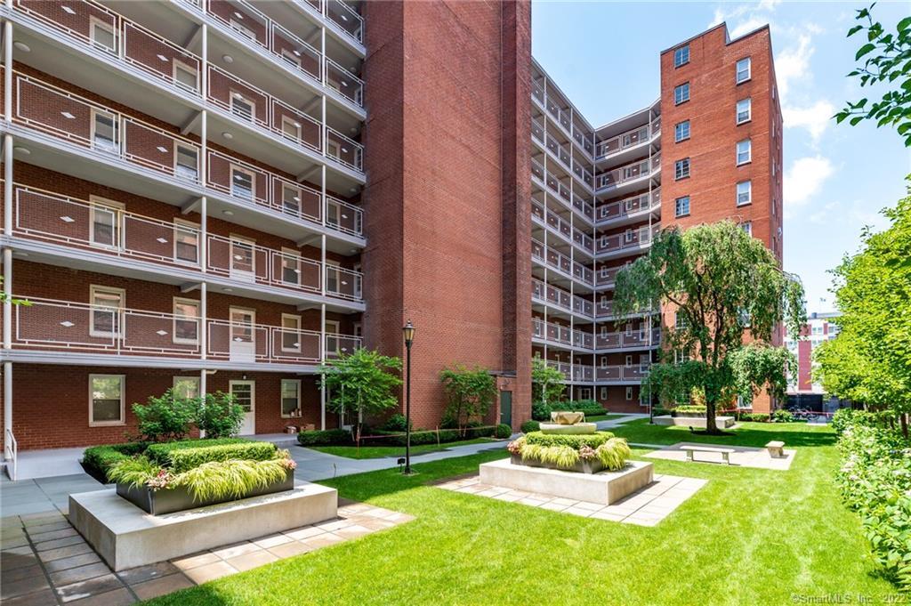 700 Summer Street, Unit 2E — exterior photo