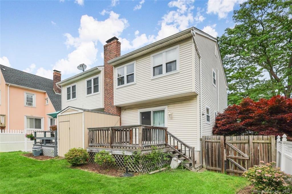 43 Bayview Avenue, Unit 43 — exterior photo