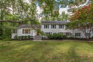 884 Ridgefield Road