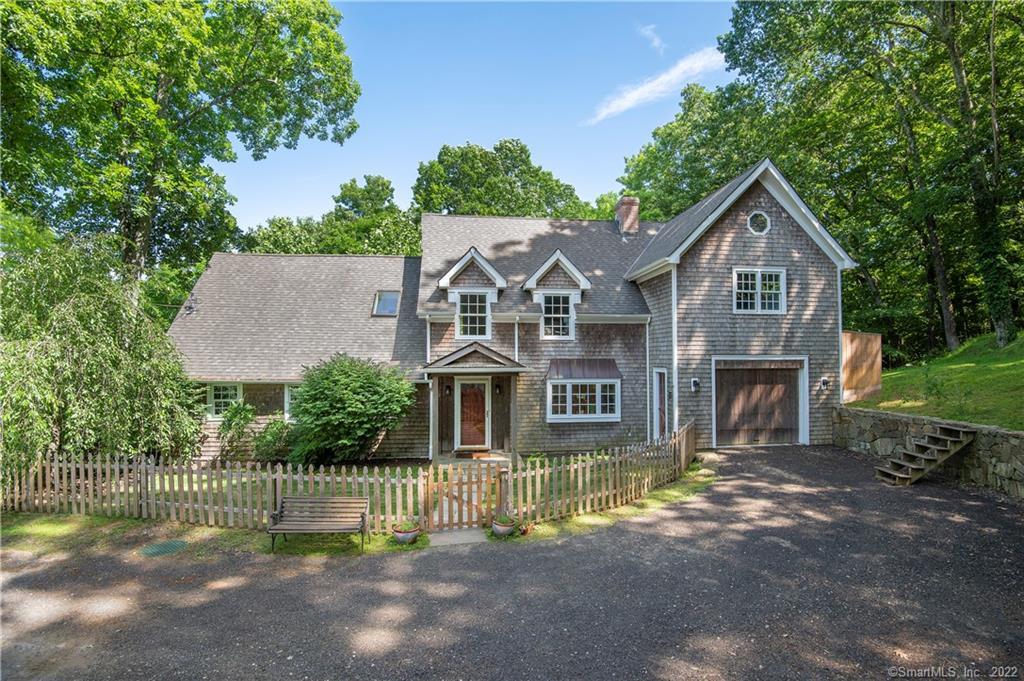 19 Griffin Hill Road — exterior photo