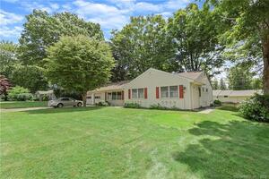 8 Skyview Lane