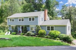 146 Bridle Trail