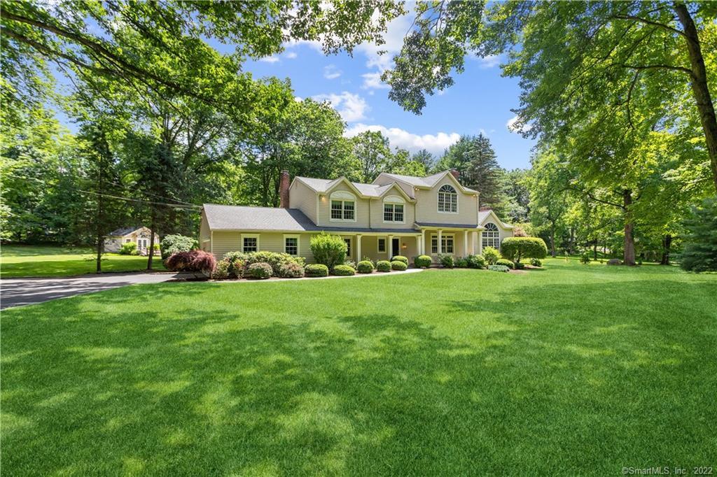 16 Farrell Road — exterior photo
