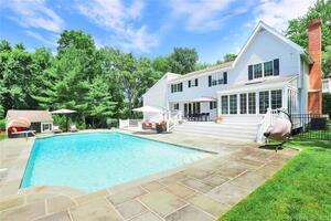 35 Hilltop Road