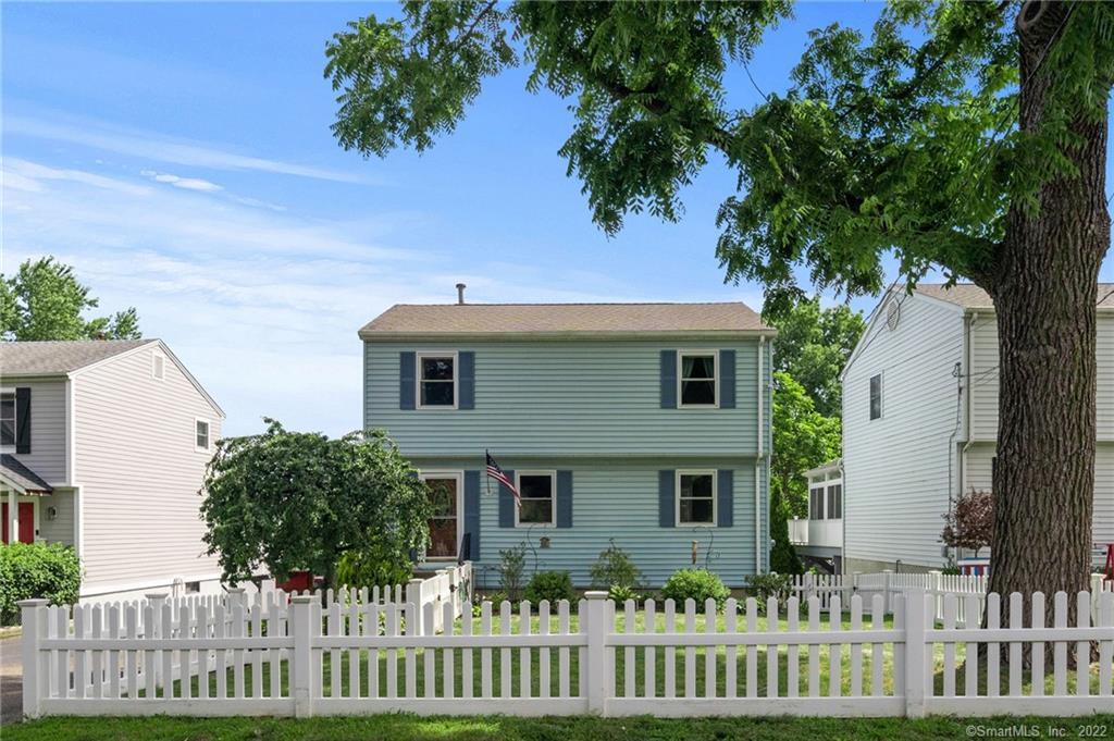 47 Spring Hill Avenue — exterior photo