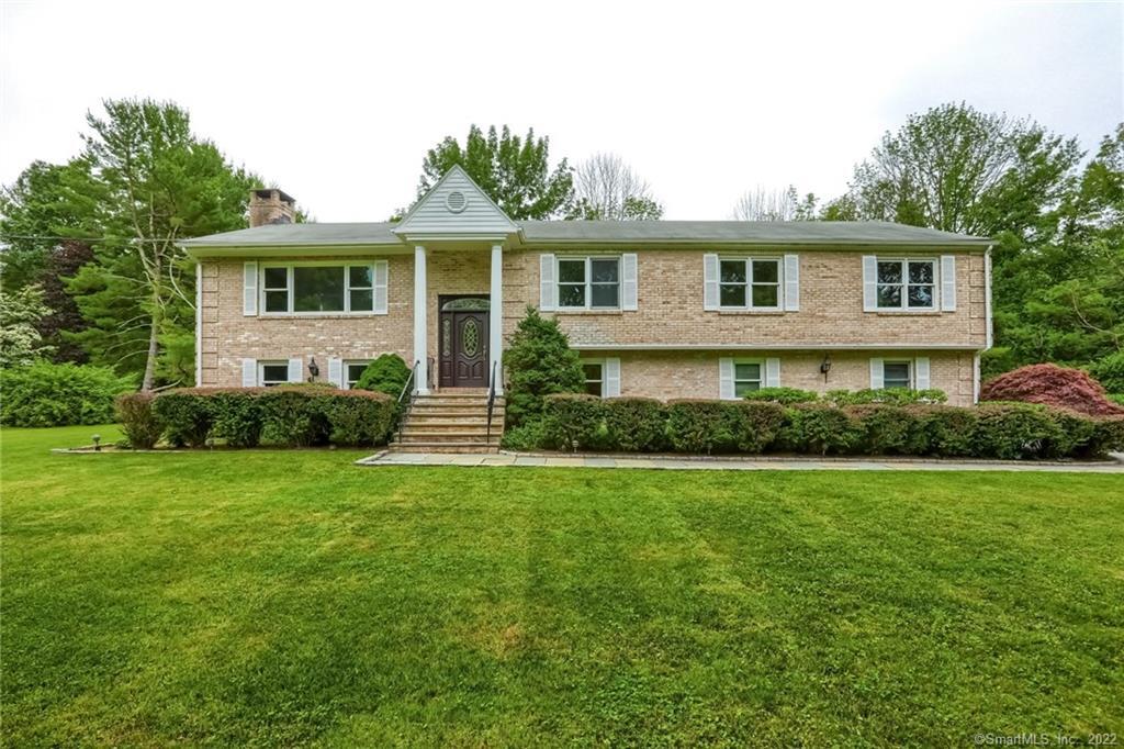 205 Thornwood Road — exterior photo