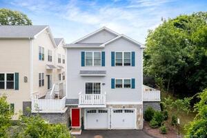 35 Terrace Place, Unit 6