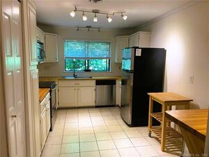 87 Ledgebrook Drive, Unit 87