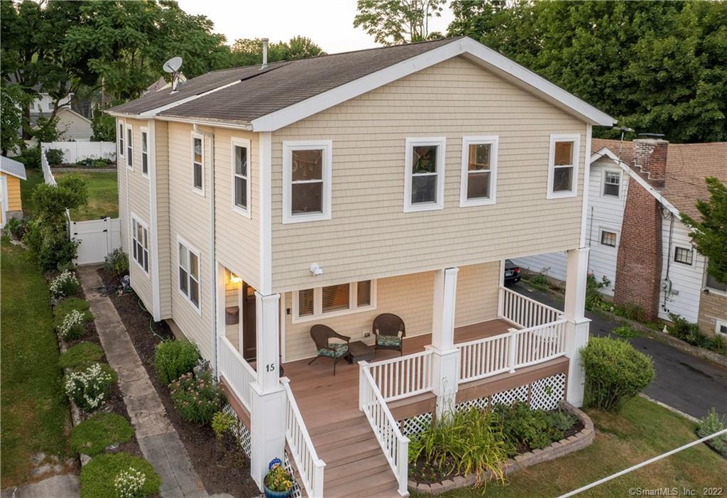 15 Raymond Terrace — exterior photo