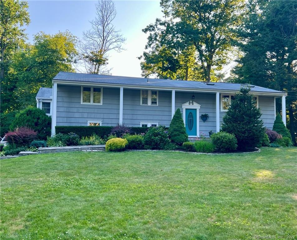 7 Tanglewood Lane — exterior photo