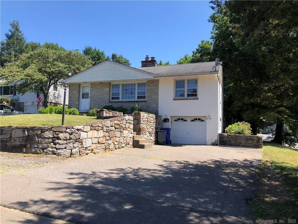 43 Ingleside Avenue — photo 1