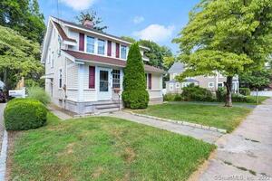 6 Pershing Street