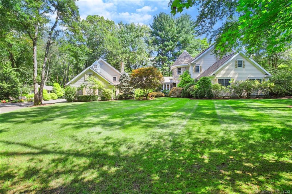 18 Mountain View Drive — exterior photo