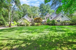 18 Mountain View Drive