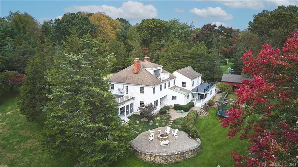 24 Windy Ridge Place — exterior photo