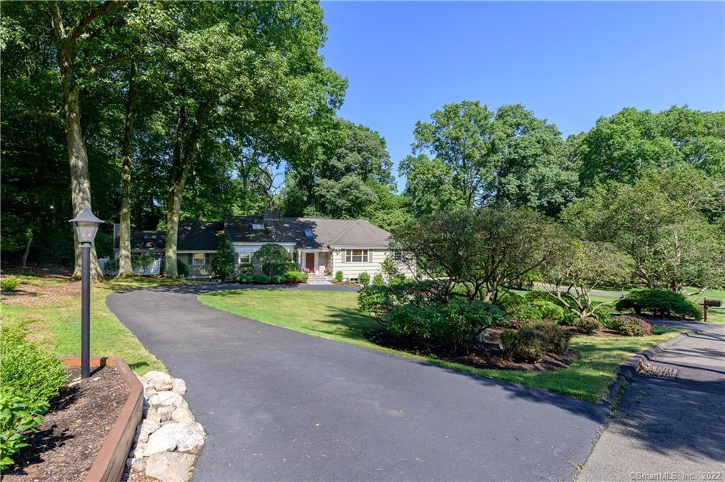 25 Brodwood Drive — exterior photo