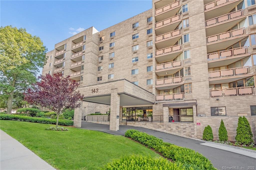 143 Hoyt Street, Unit 3C — exterior photo
