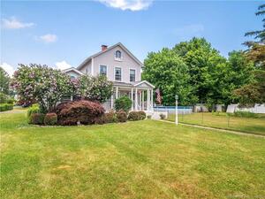 18 Camp Avenue