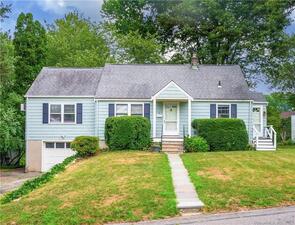 6 Cossitt Road