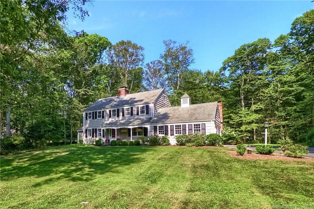 8 Timber Lane — exterior photo
