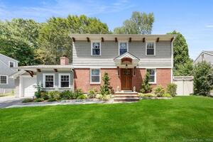 48 Highlawn Road