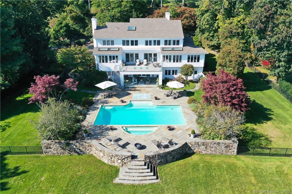 79 Rings End Road — exterior photo