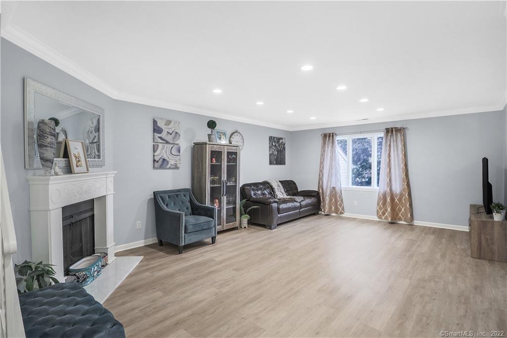 61 Seaview Avenue, Unit 13 — exterior photo