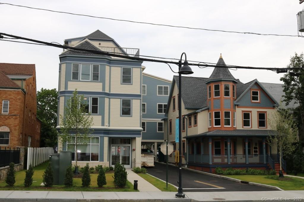 287 Washington Boulevard, Unit 2B — exterior photo