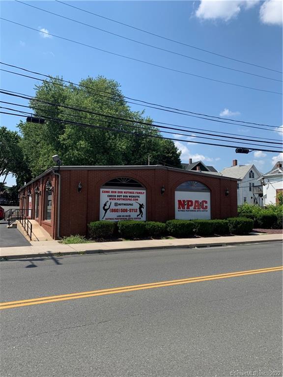 Looking to relocate your company to a downtown location or a rental income property to buy this 2880 Sq ft building has been well kept and up dated by same owner for over 20 years. Two tenets with leases in place for income stream. Brick exteior, metal roof, plenty of parking walking distence to downtown. Each tenet pays separate utilities Elec. and gas owner pays water.