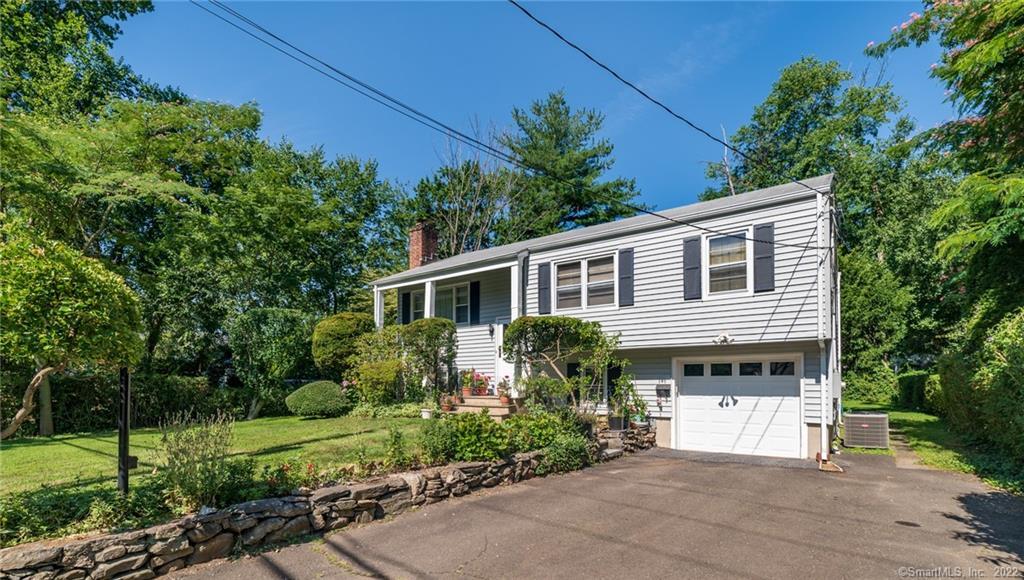 191 Oaklawn Avenue — exterior photo