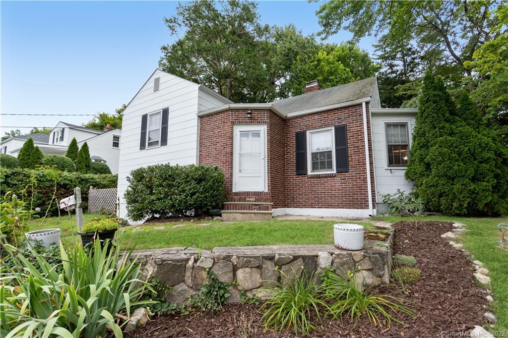 162 Ridge Park Avenue — exterior photo
