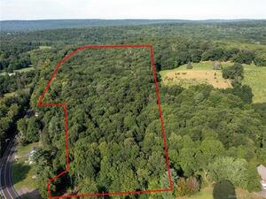 Homes for sale in Woodbury, CT | 00 1055 Main St N, Woodbury, CT 06798 | MLS# 170517471