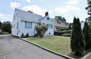 16 Cummings Avenue