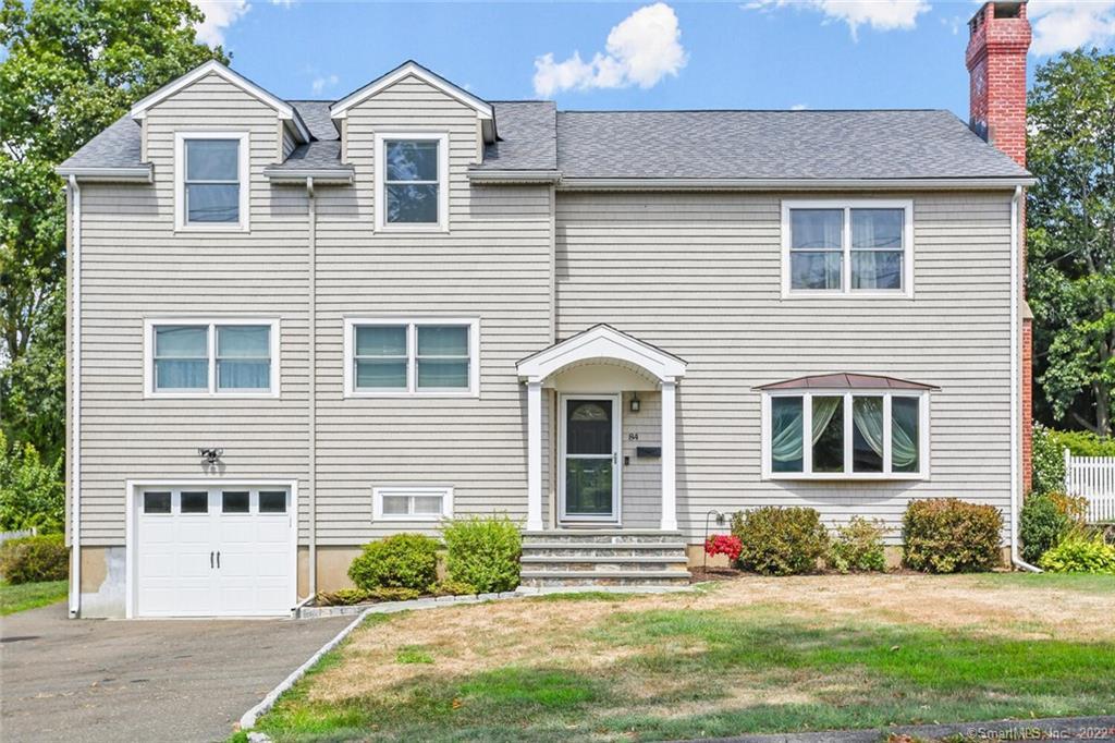 84 Killian Avenue — exterior photo