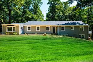 89 Indian Hill Road