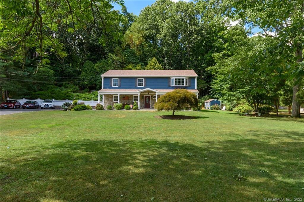 28 Riverview Drive — exterior photo