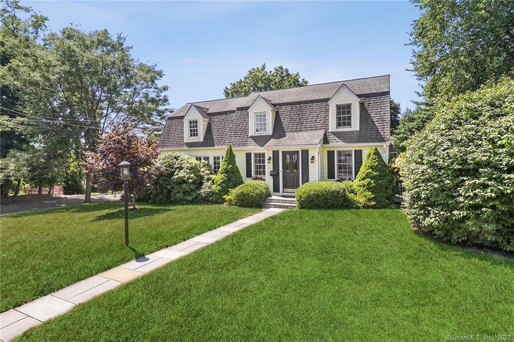 87 Hillcrest Road — exterior photo
