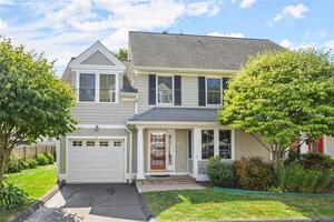 6 Robertson Lane, Unit 4