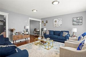 48 Dora Street, Unit 3