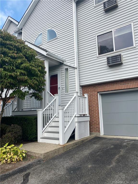 1186 Hope Street, Unit E — exterior photo