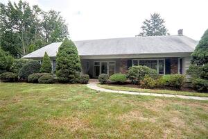 5 Skytop Drive