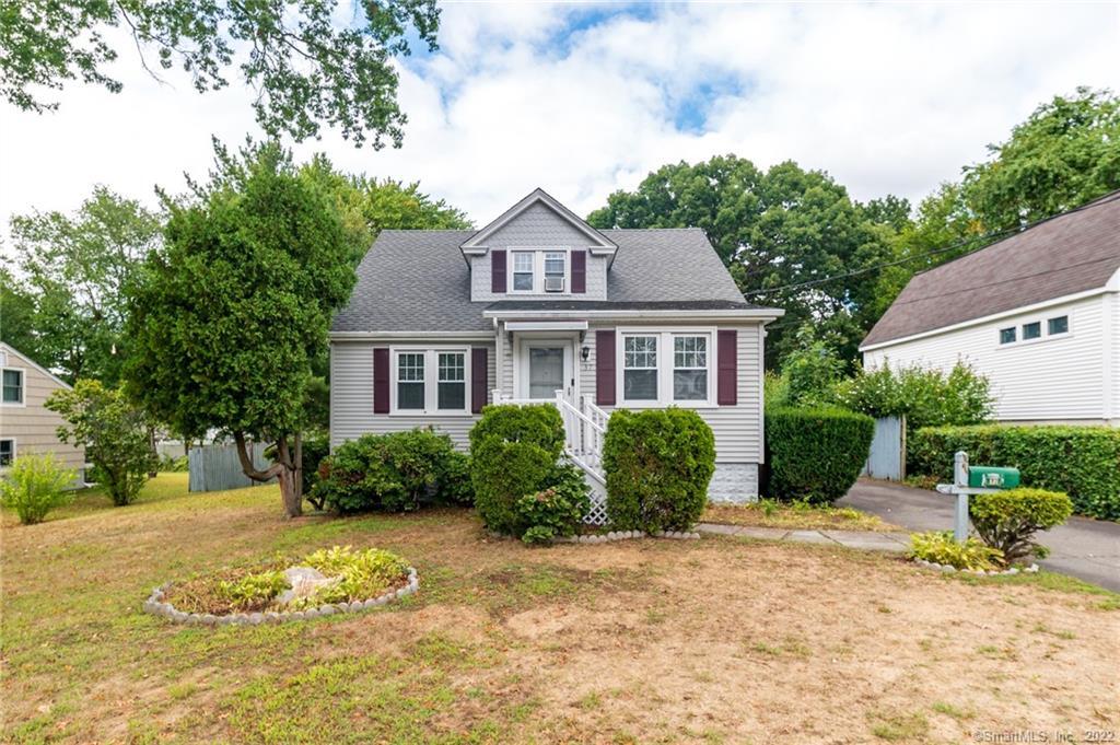 37 Bradley Place — exterior photo