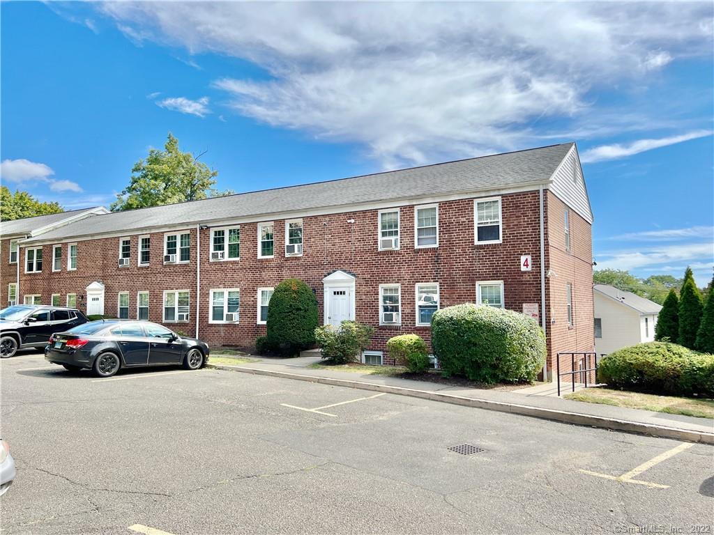 11 Clarmore Drive, Unit 2A — exterior photo