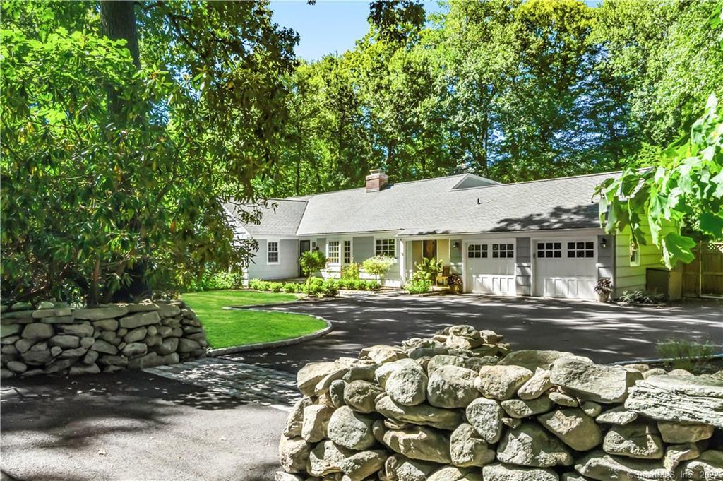131 Old Boston Road — exterior photo