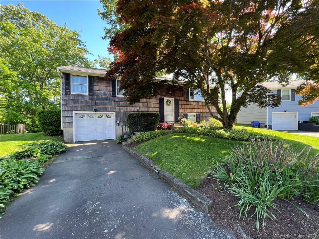 78 Valley View Road — exterior photo