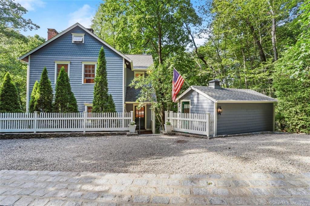 68 Cannon Road — photo 1