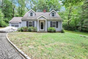 46 Saunders Drive